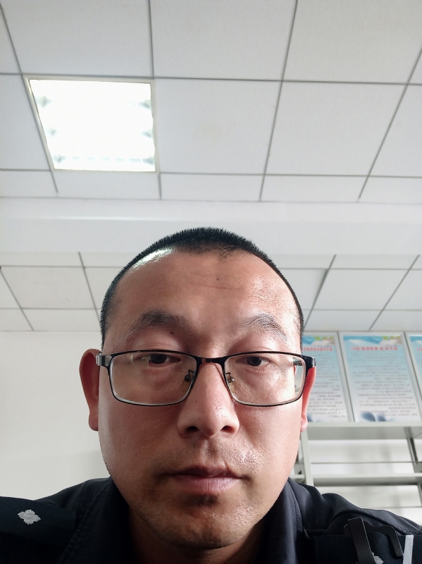 布鲁斯贺的第三张照片--盐城相亲服务中心