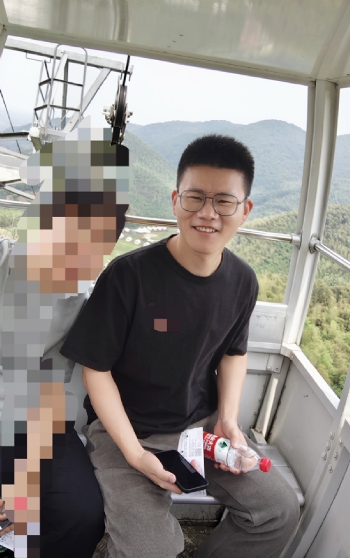 奔奔笨笨的第三张照片--盐城相亲服务中心