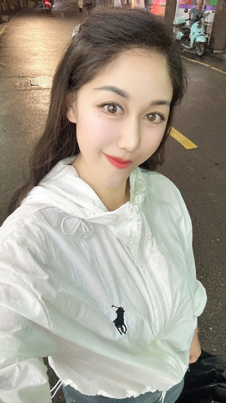 等你的风的第一张照片--盐城相亲服务中心