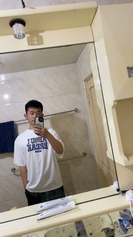 哈哈的第一张照片--盐城相亲服务中心