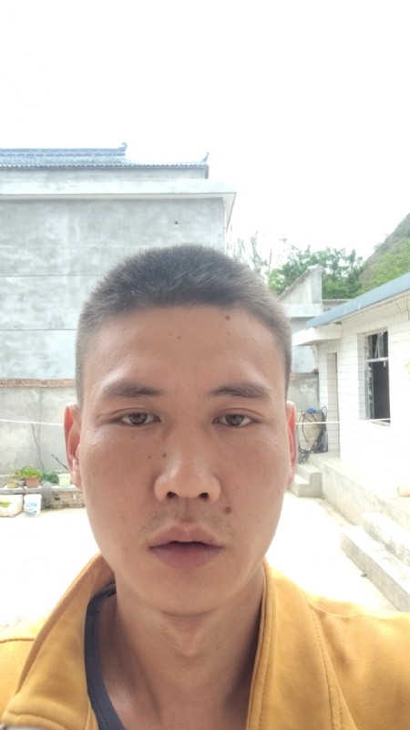 简单点的第一张照片--盐城相亲服务中心