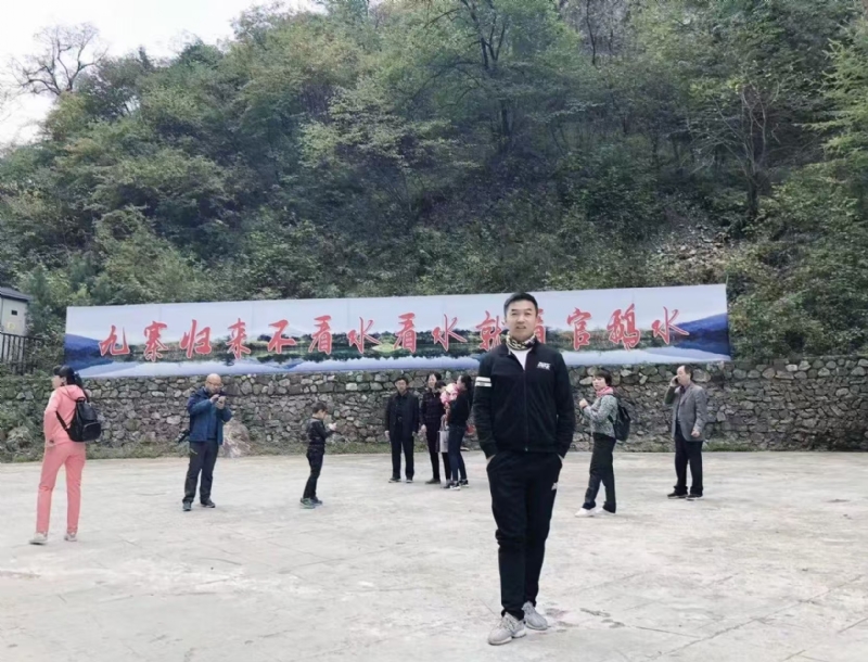 牵手的第一张照片--盐城相亲服务中心