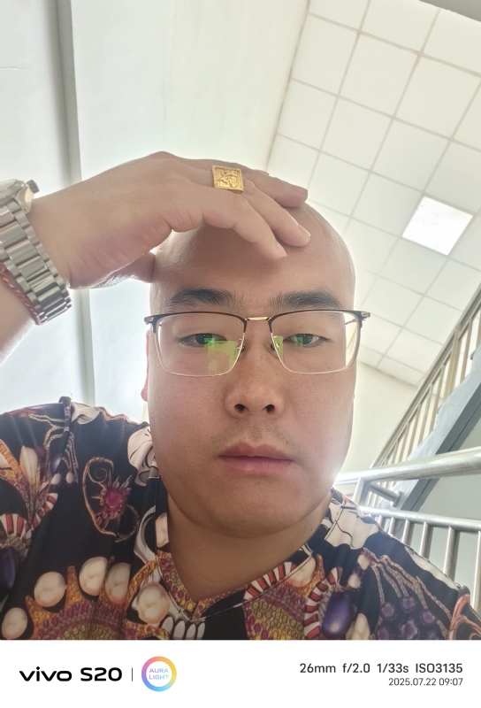 一生诺言的第五张照片--盐城相亲服务中心