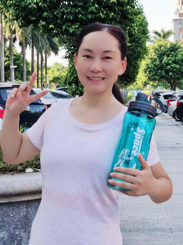 艳阳天的第三张照片--盐城相亲服务中心