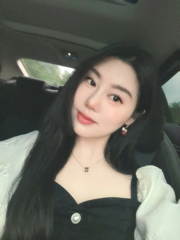 潇潇暮雨的第一张照片--盐城相亲服务中心