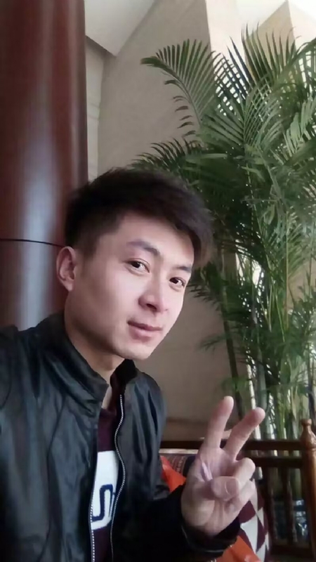 蓝锋的第一张照片--盐城相亲服务中心