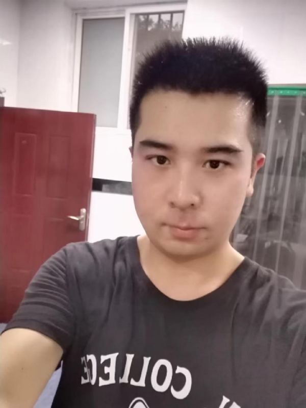 89WANG的第一张照片--盐城相亲服务中心