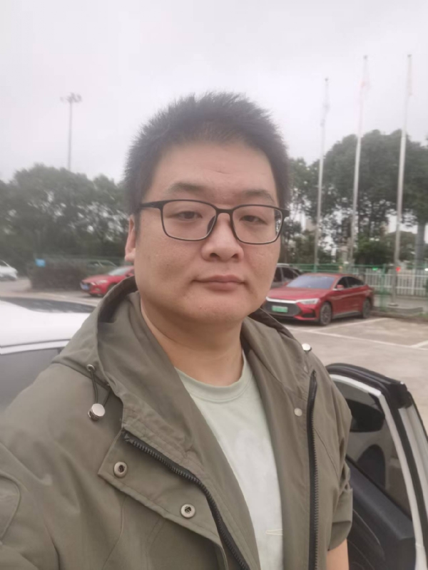 Russell的第一张照片--盐城相亲服务中心
