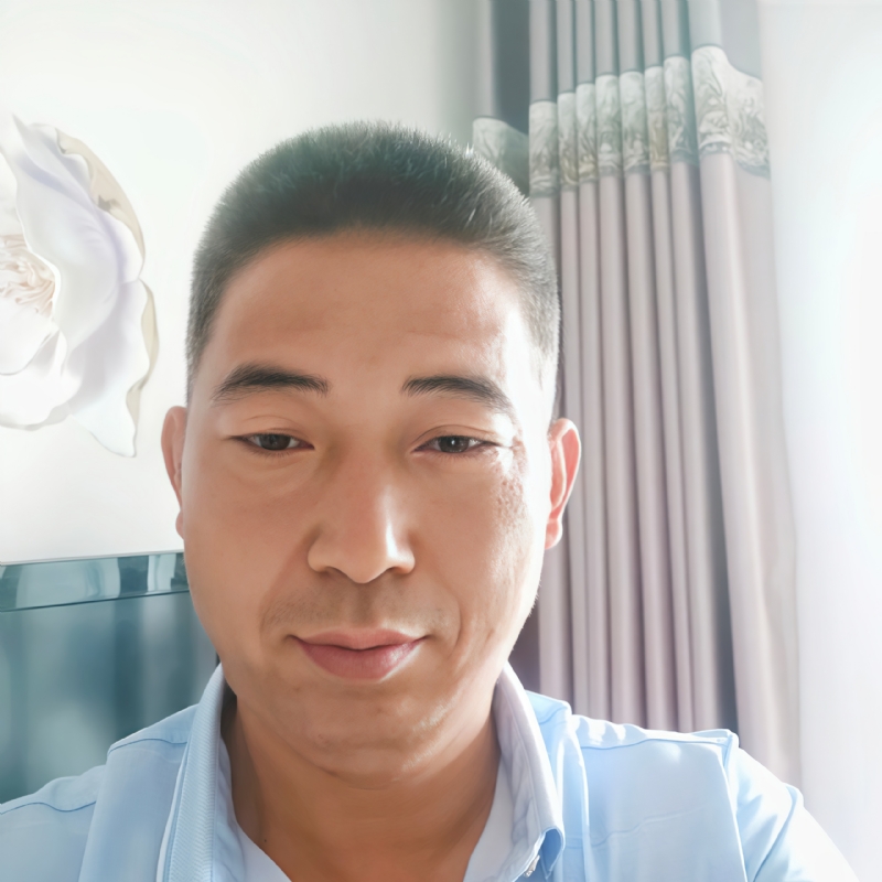 雨中漫步的第一张照片--盐城相亲服务中心