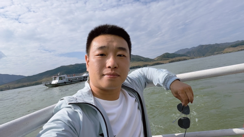 烟花易笑的第四张照片--盐城相亲服务中心