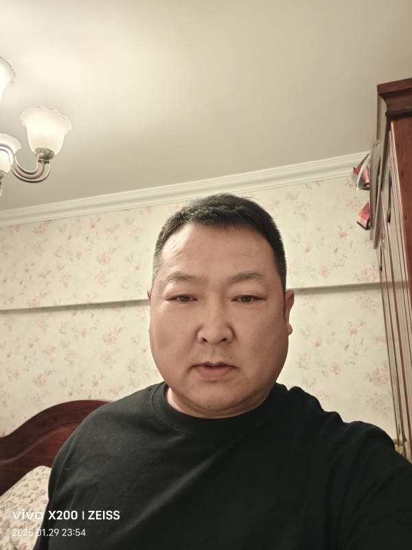 峰哥的第一张照片--盐城相亲服务中心