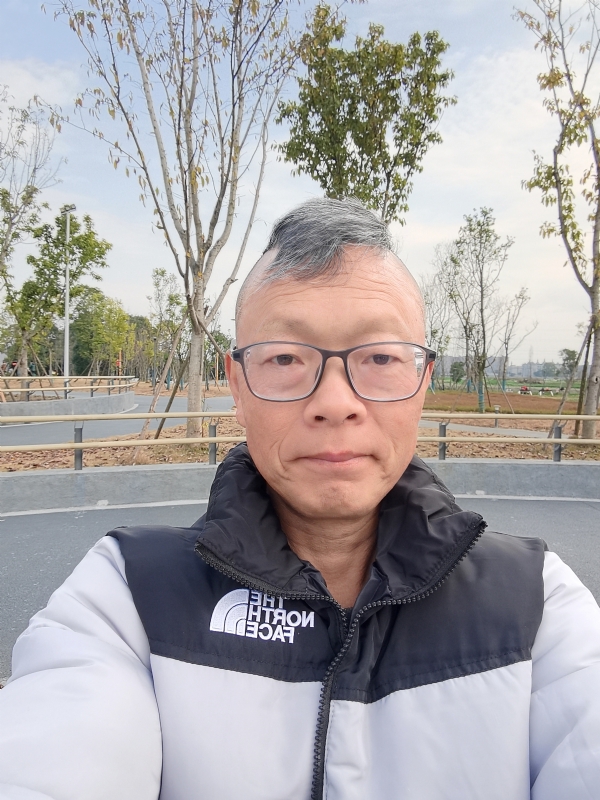 做喜欢的事的第一张照片--盐城相亲服务中心