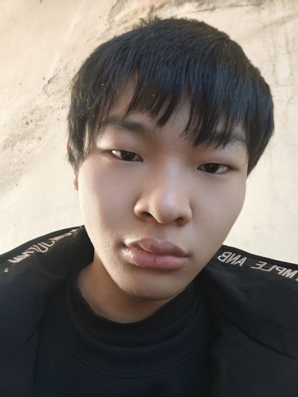 台子的第一张照片--盐城相亲服务中心