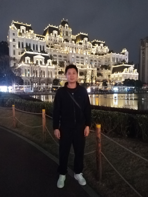 另一半的她的第三张照片--盐城相亲服务中心