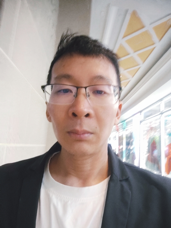 欣欣向荣的第一张照片--盐城相亲服务中心