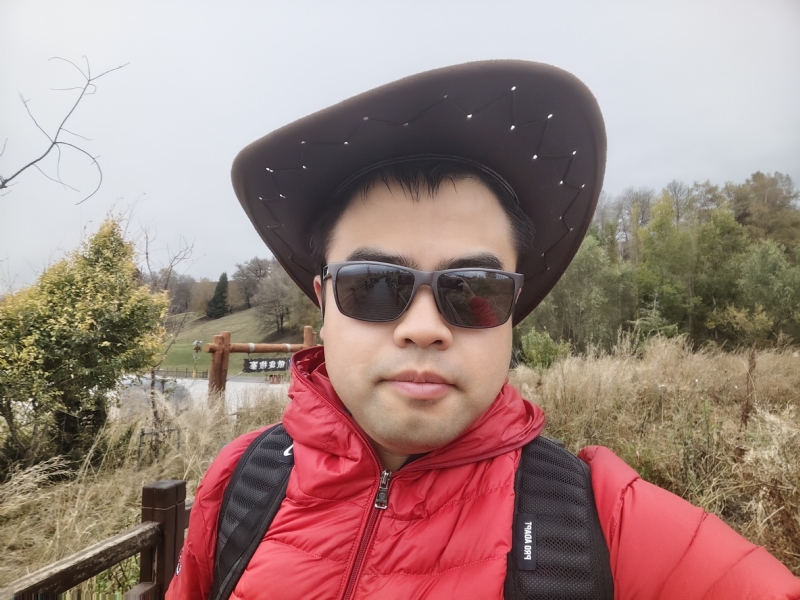 欢乐的笑的第一张照片--盐城相亲服务中心