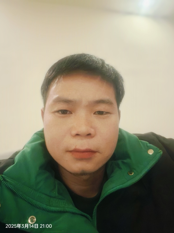 大哥本地的的第一张照片--盐城相亲服务中心