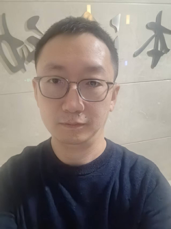 月亮的第一张照片--盐城相亲服务中心
